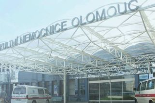 Trestní řízení kvůli implantacím defibrilátorů ve FN Olomouc. Jde o stovky pacientů - Novinky